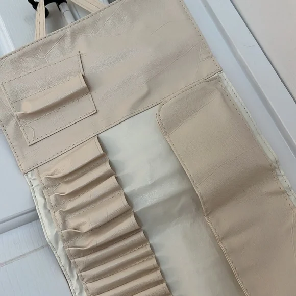 🆕 Makeup Brush Travel Bag - Picture 4 of 4